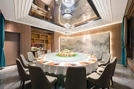 QIANNA HOTEL GLORIOUS(Luoyang Xinan Branch) Отели в г. Синьань