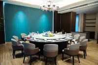 RICHEN  GRAND  HOTEL Hotels in Changfeng