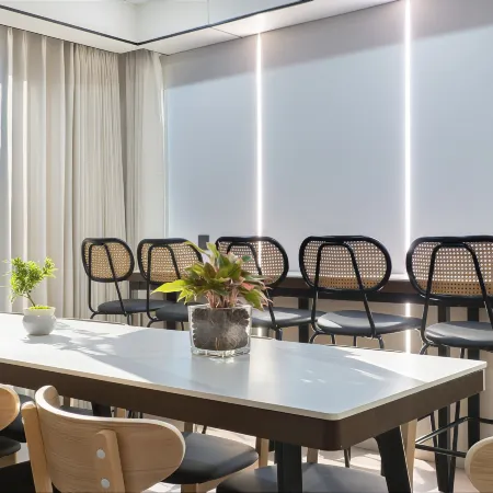 YunBoYe Hotel (Shanghai Pudong Airport Store )