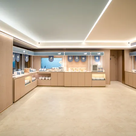 HanTing Hotel (Qingdao Jinsha Beach Jiangshan Middle Road) Отели рядом с достопримечательностью «Китайская медицинская больница в новом районе западного побережья Циндао»