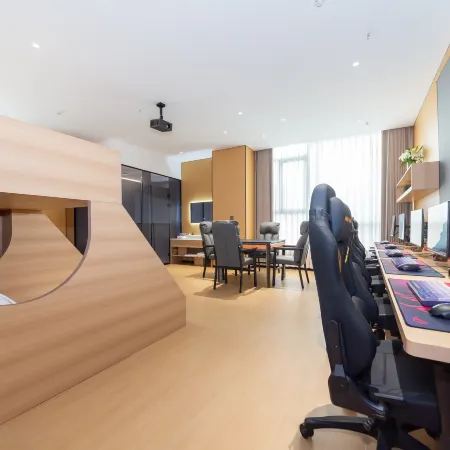 Manxin esports cinema hotel (Suining station Chengbei passenger station branch)