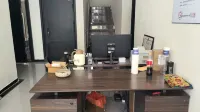 Shenghe Apartment with Elevator