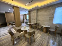 Elong Anyun Hotel (Shanghai New International Expo Center, Bohua Road Branch) - Bãi đậu xe