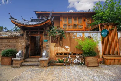 Ad 1727 Hostel Hotel di Huize