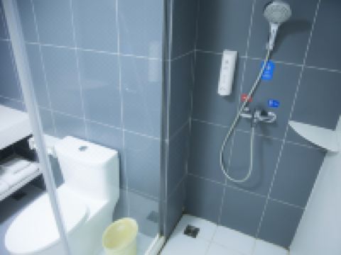 汉庭酒店(南京滨江开发区店) - 双床房