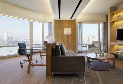 Renaissance Harbour View Hotel Hong KongHotel Overview