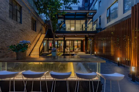 濟南大明湖泉城廣場漫亭花園酒店