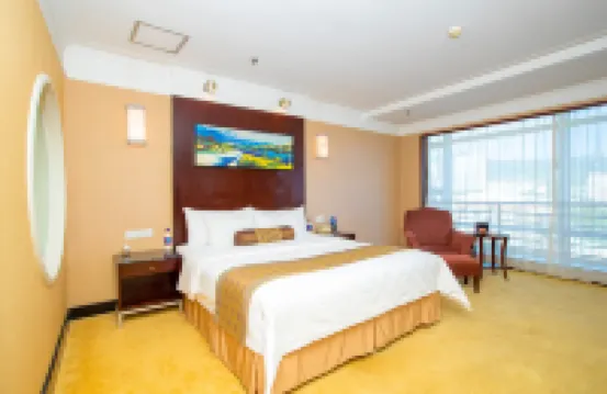 Blue Horizon Hotel (Qingdao Shilaoren International Convention and Exhibition Center)