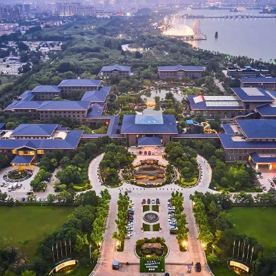 Liaocheng Arcadia International Hotspring Hotel Hotels near Liaocheng Underwater World