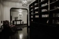 Chongqing Shangdingli Hotel (Chongqing Liangjiang Xingfu Square)