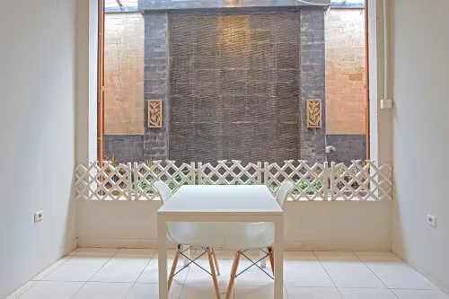 Innjoy Guesthouse - Parkplatz