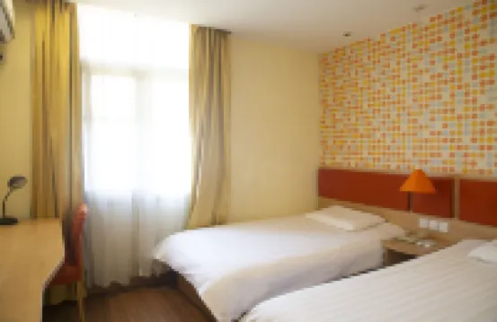 Home Hotel (Ninghai China Mold City Xingning Middle Road)