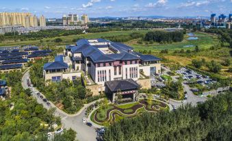 Qinghe Peninsula Hot Spring Resort Hotel