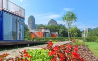 Huayu Meishu Hotel