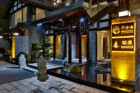 Yunman Man High-end Resort Hotel (Jingxi Xiaocheng Story) Hotels in Jingxi