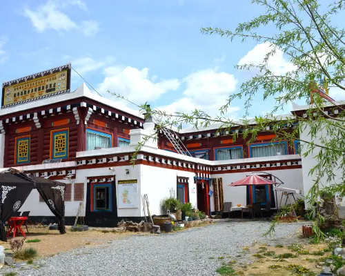 Lamu Tibetan Home Inn فنادق في داوفو