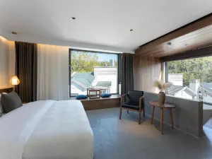 Floral Lux Hotel · One valley and one villa Hotel (South Gate store of Huangshan Scenic Area)