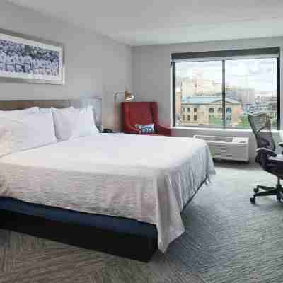 Hilton Garden Inn Detroit Downtown Rooms