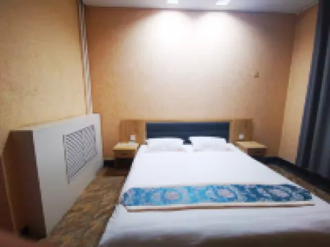 Jiayuan Hotel