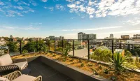 Kennigo Hotel Brisbane, Independent Collection by an EVT hotel - balcony