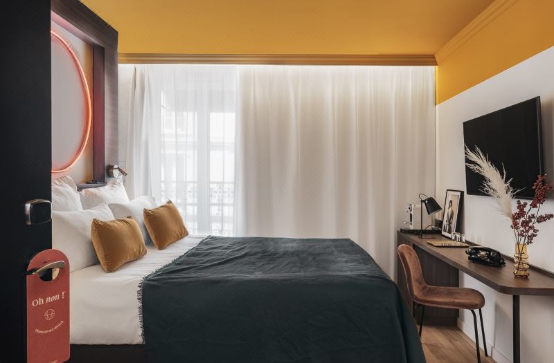 Seven Hotel