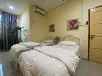 Aam Hotel Hotel a Lundang