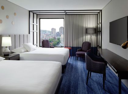 DoubleTree by Hilton Montreal