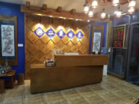 Longli Shuanglong Time Inn