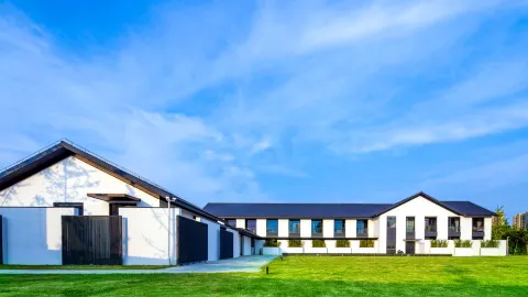 Courtyard by Marriott Pinghu in Pinghu
