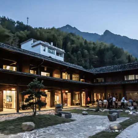 Xiangchuang Yanqi Homestay