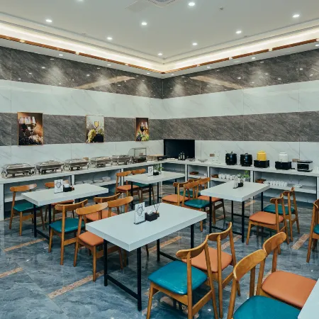 Magnolia Hotel (Taixing Huangqiao Ancient Town Dadao Dream City Branch)