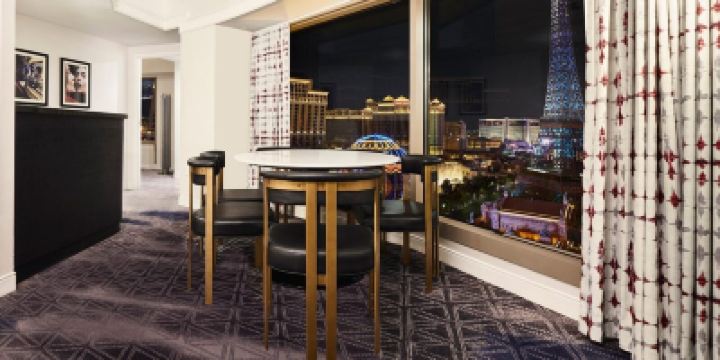 ウルトラパノラマキングサイズベッドスイート 禁煙 プラネット ハリウッド リゾート&カジノの写真