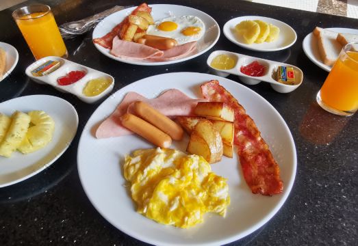 5. 리타 리조트 &..