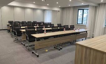 Jinjiang Inn (Bayi Square Nanchang Station Hotel) - Hizvo