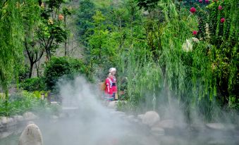 Jiutian Hotsprings Hotel