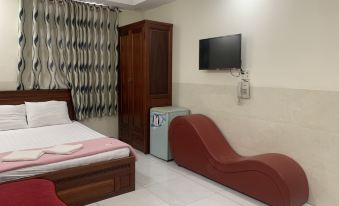 Ngoc Quy Hotel
