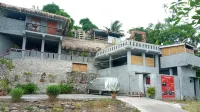 Dobel V Resort Hotel dekat Detulate, Desa Detuara, Kecamatan Lepembusu Kelisoke, Kabupaten Ende, Nusa Tenggara Timur