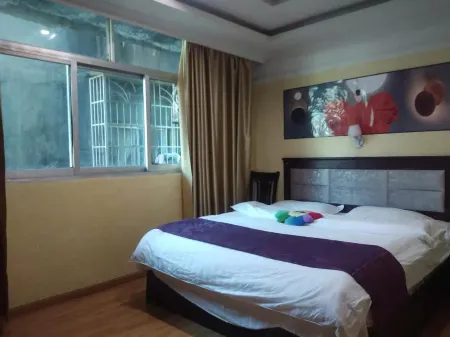 Xiongbaiyue Hotel Отели в г. Чженьсюн