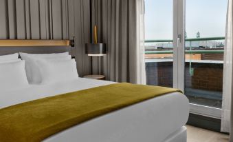 NH Collection Amsterdam Flower Market