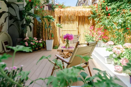 Guan Erjie Boutique Homestay (Huimin Street of Xi'an Bell Tower ) Отели рядом с достопримечательностью «Xi'anyoudian University»