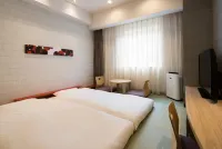 هوتل توريفيتو أوتارو كانال