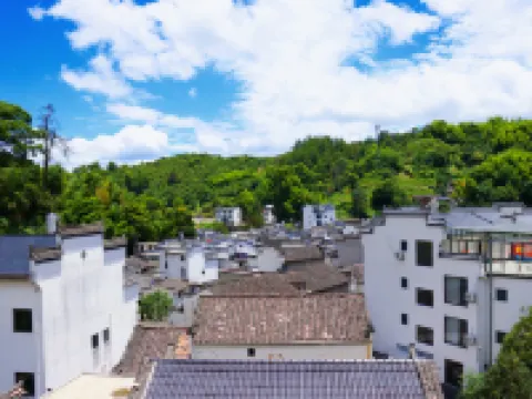 隱源裡民宿（婺源篁嶺景區梯田花海店） 婺源篁嶺景區-3號觀景台附近的飯店