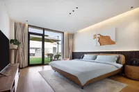 Jurong Round Rate Hotel