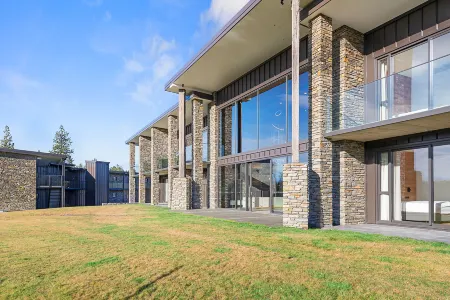 Grand Suites Lake Tekapo Отели рядом с достопримечательностью «Tekapo Escape»