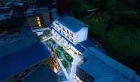 Cloud back to Sunsite Jiuzhai Wangshan Residence