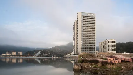 Sweden Holiday Apartment Hotel (Lishui Qingtian Branch) Отели в г. Цинтянь