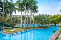 Xinyinzhan Hot Spring Holiday Resort - Romantic
