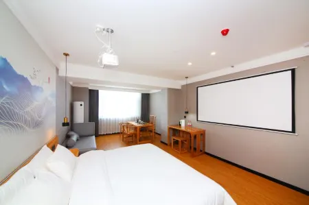 MAX Boutique Smart Hotel Отели в г. Луохэ