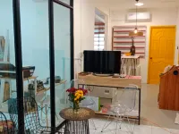 Co.Living Hostel Kiulap โรงแรมในบันดาร์เซอรีเบอกาวัน