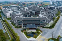 濮院時尚古鎮濮錦大酒店 鄰近唐氏批發超市的酒店